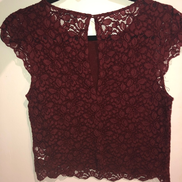 Aritzia Tops - Aritzia Talula Lace Top